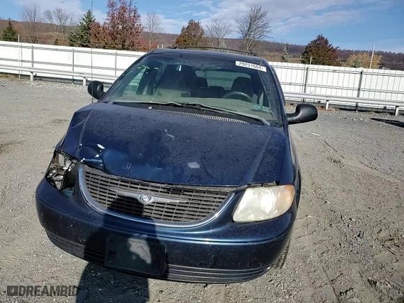 2002 Chrysler Town & Country LX with VIN 2C4GP443X2R712613, listed as a Copart auction lot 79251604 with 138,544 mi miles and Salvage Title. Bid and sale history available at carsss.com. Image 11.