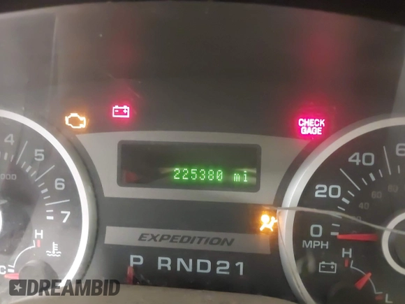 2006 Ford Expedition Eddie Bauer with VIN 1FMFU17586LA94718, listed as a IAAI auction lot 41531800 with 225,380 mi miles. Bid and sale history available at carsss.com. Image 13.