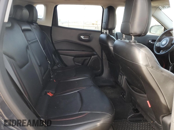 2018 Jeep Compass Trailhawk with VIN 3C4NJDDB9JT337597, listed as a Copart auction lot 86314244 with 88,873 mi miles and Salvage Title. Bid and sale history available at carsss.com. Image 11.