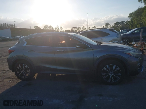 2017 Infiniti QX30 Luxury with VIN SJKCH5CR3HA020551, listed as a IAAI auction lot 41501816 with 78,511 mi miles. Bid and sale history available at carsss.com. Image 13.