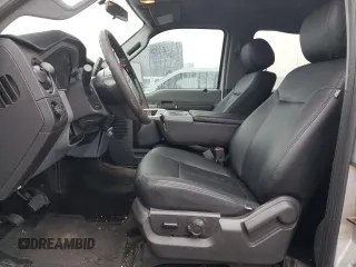 2013 Ford F-350 Platinum z VIN 1FT8W3BT2DEA50059, wystawiony jako Copart lot #86928624 z przebiegiem 209 869 mil mil oraz Szkody całkowita. Historia ofert i sprzedaży dostępna na DreamBid. Obrazek 7.