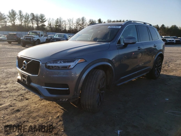 2018 Volvo XC90 Momentum with VIN YV4102XK3J1191879, listed as a Copart auction lot 39257523 with 28,551 mi miles. Bid and sale history available at carsss.com. Image 1.