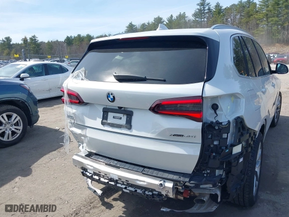 2023 BMW X5 xDrive40i with VIN 5UXCR6C01P9P16931, listed as a IAAI auction lot 41900689 with 12,174 mi miles. Bid and sale history available at carsss.com. Image 17.