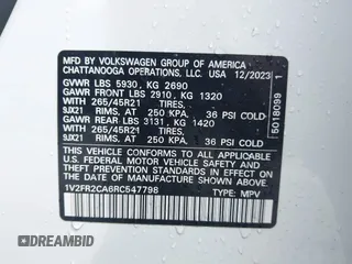2024 Volkswagen Atlas SEL Premium R-Line z VIN 1V2FR2CA6RC547798, wystawiony jako IAAI lot #41723656 z przebiegiem 27 146 mil mil oraz . Historia ofert i sprzedaży dostępna na DreamBid. Obrazek 9.