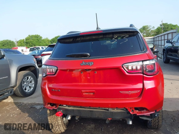 2025 Jeep Compass Trailhawk z VIN 3C4NJDDN0ST551132, wystawiony jako IAAI lot #41905784 z przebiegiem 1 573 mil mil oraz . Historia ofert i sprzedaży dostępna na DreamBid. Obrazek 17.