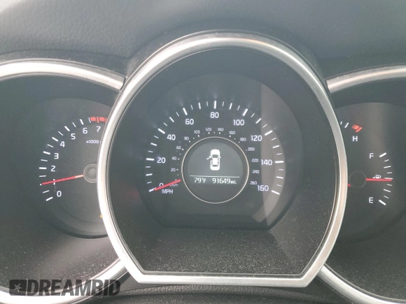 2015 Kia Optima LX z VIN KNAGM4A78F5645140, wystawiony jako Copart lot #53364945 z przebiegiem 91 649 mil mil oraz Szkoda całkowita • Salvage title. Historia ofert i sprzedaży dostępna na DreamBid. Obrazek 9.