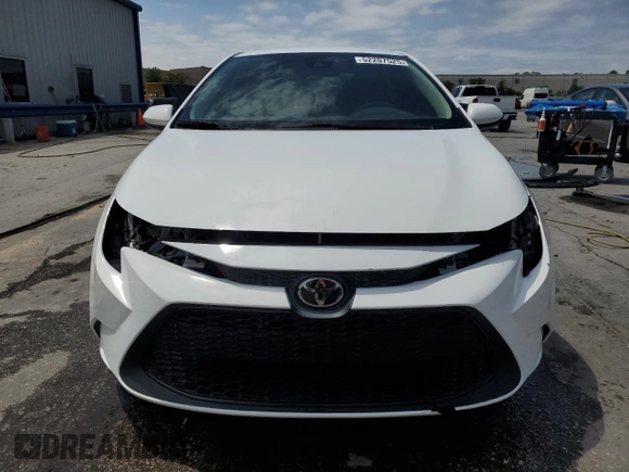 2022 Toyota Corolla LE with VIN 5YFEPMAE7NP284050, listed as a Copart auction lot 52207525 with 39,153 mi miles and Salvage Title. Bid and sale history available at carsss.com. Image 5.
