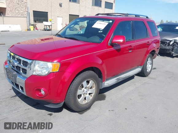 2010 Ford Escape Limited z VIN 1FMCU9EG8AKB12381, wystawiony jako IAAI lot #42385229 z przebiegiem 141 657 mil mil oraz . Historia ofert i sprzedaży dostępna na DreamBid. Obrazek 2.
