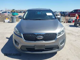 2018 Kia Sorento LX with VIN 5XYPG4A31JG407962, listed as a IAAI auction lot 41774715 with 155,338 mi miles. Bid and sale history available at carsss.com. Image 12.