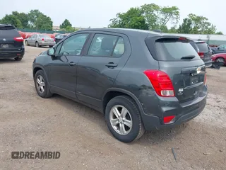 2020 Chevrolet Trax LS with VIN 3GNCJKSB2LL224969, listed as a IAAI auction lot 42506333 with 101,529 mi miles and . Bid and sale history available at DreamBid. Image 3.