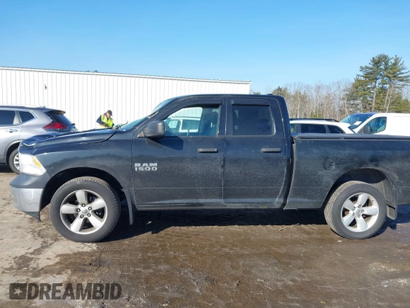 2015 Ram 1500 Express z VIN 1C6RR7FT4FS656410, wystawiony jako IAAI lot #41768601 z przebiegiem 190 044 mil mil oraz . Historia ofert i sprzedaży dostępna na DreamBid. Obrazek 14.