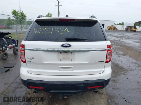 2014 Ford Explorer XLT z VIN 1FM5K7D82EGC57549, wystawiony jako IAAI lot #42351554 z przebiegiem 157 473 mil mil oraz . Historia ofert i sprzedaży dostępna na DreamBid. Obrazek 17.