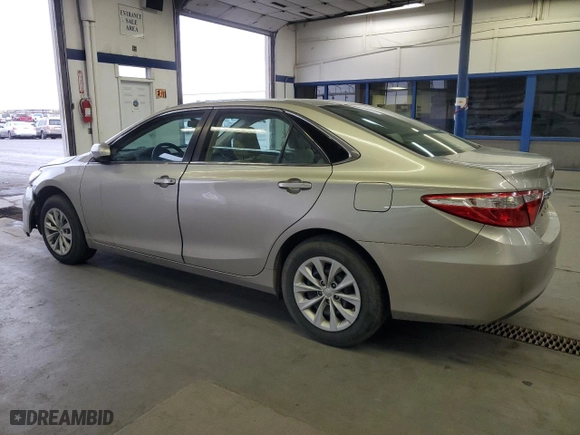 2016 Toyota Camry XLE with VIN 4T4BF1FKXGR584336, listed as a Copart auction lot 48953995 with 82,731 mi miles and Salvage Title. Bid and sale history available at carsss.com. Image 2.