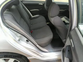 2009 Honda Civic LX z VIN 19XFA165X9E045127, wystawiony jako IAAI lot #42263412 z przebiegiem 208 762 mil mil oraz . Historia ofert i sprzedaży dostępna na DreamBid. Obrazek 8.