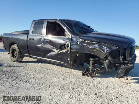 2016 Ram 1500 Express z VIN 1C6RR6FG8GS142235, wystawiony jako Copart lot #86250044 z przebiegiem 174 199 mil mil oraz Szkoda całkowita • Salvage title. Historia ofert i sprzedaży dostępna na DreamBid. Obrazek 4.
