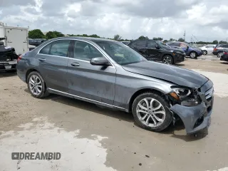 2018 Mercedes-Benz C 300 z VIN WDDWF4KB4JR312095, wystawiony jako Copart lot #60229255 z przebiegiem 105 109 mil mil oraz Szkoda całkowita • Salvage title. Historia ofert i sprzedaży dostępna na DreamBid. Obrazek 4.