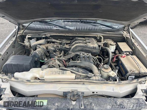 2009 Ford Explorer XLT with VIN 1FMEU73E39UA32047, listed as a IAAI auction lot 42716550 with 146,194 mi miles and . Bid and sale history available at DreamBid. Image 8.