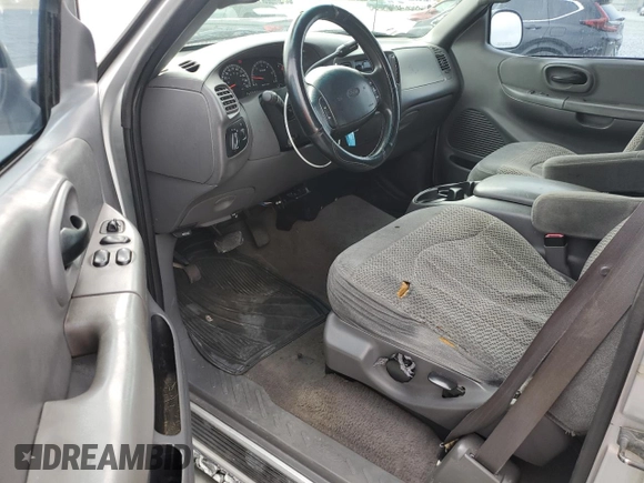 2000 Ford F-150 XL z VIN 2FTRX07L1YCA33404, wystawiony jako Copart lot #51214145 z przebiegiem Nie podano mil oraz Szkoda całkowita • Salvage title. Historia ofert i sprzedaży dostępna na DreamBid. Obrazek 8.
