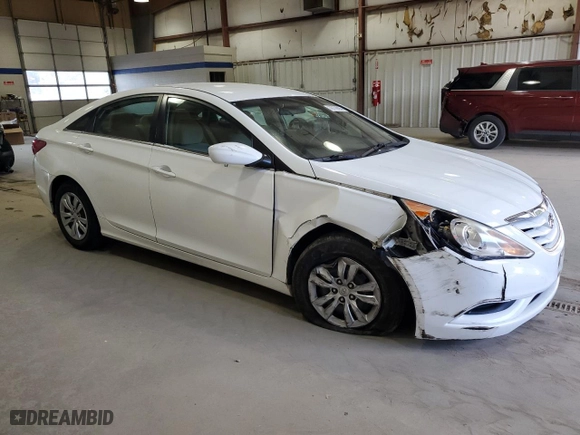 2011 Hyundai Sonata GLS PZEV with VIN 5NPEB4AC4BH157214, listed as a Copart auction lot 76178894 with 191,041 mi miles and Salvage Title. Bid and sale history available at carsss.com. Image 4.