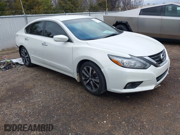 2017 Nissan Altima SR with VIN 1N4AL3AP4HN326560, listed as a IAAI auction lot 41349728 with 153,960 mi miles and . Bid and sale history available at carsss.com. Image 1.