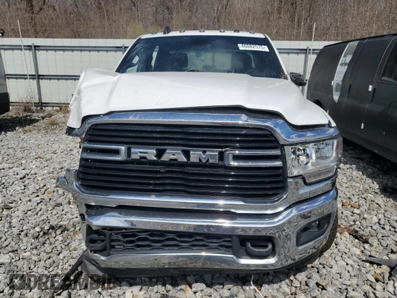2021 Ram 3500 Big Horn with VIN 3C63RRHL0MG505048, listed as a Copart auction lot 46082575 with 0 mi miles and Salvage Title. Bid and sale history available at carsss.com. Image 5.