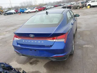 2022 Hyundai Elantra SE with VIN 5NPLL4AG4NH062521, listed as a IAAI auction lot 40909633 with 26,362 mi miles. Bid and sale history available at carsss.com. Image 17.