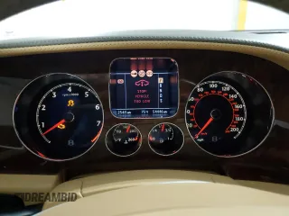 2005 Bentley Continental GT GT z VIN SCBCR63W05C028282, wystawiony jako Copart lot #57852775 z przebiegiem 54 446 mil mil oraz Tytuł czysty. Historia ofert i sprzedaży dostępna na DreamBid. Obrazek 9.