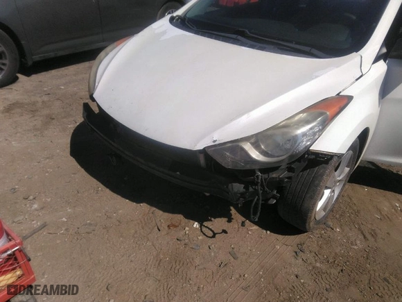 2013 Hyundai Elantra GLS PZEV with VIN 5NPDH4AE3DH444655, listed as a IAAI auction lot 41841125 with 93,338 mi miles. Bid and sale history available at carsss.com. Image 6.