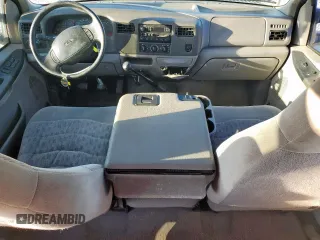 1999 Ford F-350 XL with VIN 1FTSW30F4XEB76477, listed as a Copart auction lot 56373415 with 240,170 mi miles and Salvage title. Bid and sale history available at DreamBid. Image 8.