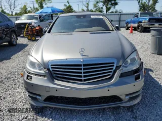 2013 Mercedes-Benz S-Class S 550 with VIN WDDNG9EB9DA503872, listed as a Copart auction lot 52643825 with 128,767 mi miles and Clean Title. Bid and sale history available at carsss.com. Image 5.
