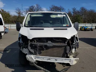 2018 Ford Transit Passenger XL with VIN 1FBZX2ZM0JKB03367, listed as a Copart auction lot 73154704 with 157,617 mi miles and Salvage Title. Bid and sale history available at DreamBid. Image 5.