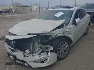 2019 Acura ILX with VIN 19UDE2F35KA012742, listed as a IAAI auction lot 41174157 with 39,000 mi miles. Bid and sale history available at carsss.com. Image 2.