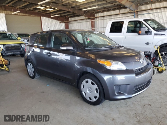 2013 Scion xD z VIN JTKKUPB48D1034556, wystawiony jako Copart lot #60511625 z przebiegiem 72 262 mil mil oraz Szkoda całkowita • Salvage title. Historia ofert i sprzedaży dostępna na DreamBid. Obrazek 4.