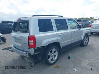 2013 Jeep Patriot Latitude with VIN 1C4NJPFA1DD260398, listed as a IAAI auction lot 41726749 with 146,609 mi miles. Bid and sale history available at carsss.com. Image 4.