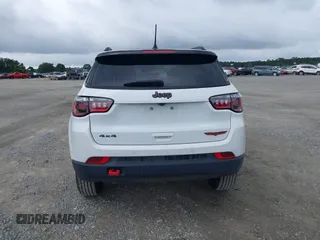 2024 Jeep Compass Trailhawk with VIN 3C4NJDDN2RT602771, listed as a IAAI auction lot 42462793 with 25,152 mi miles and . Bid and sale history available at DreamBid. Image 16.