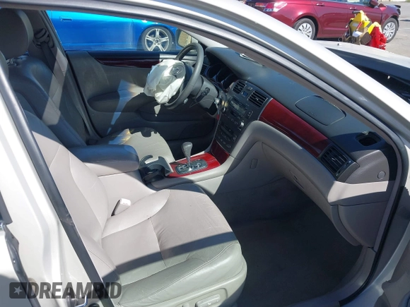 2004 Lexus ES 350 z VIN JTHBA30G840006072, wystawiony jako IAAI lot #41755439 z przebiegiem 182 284 mil mil oraz . Historia ofert i sprzedaży dostępna na DreamBid. Obrazek 5.
