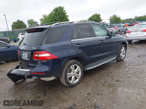 2015 Mercedes-Benz M 350 with VIN 4JGDA5HB1FA542885, listed as a IAAI auction lot 42284802 with 162,238 mi miles and . Bid and sale history available at DreamBid. Image 4.