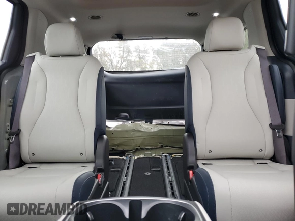 2025 Kia Carnival SX Prestige with VIN KNDNE5K33S6479557, listed as a Copart auction lot 79474994 with 327 mi miles and Salvage Title. Bid and sale history available at DreamBid. Image 10.