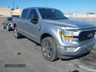 2021 Ford F-150 XL z VIN 1FTFW1E81MFC50864, wystawiony jako IAAI lot #41667256 z przebiegiem 65 306 mil mil oraz . Historia ofert i sprzedaży dostępna na DreamBid. Obrazek 1.
