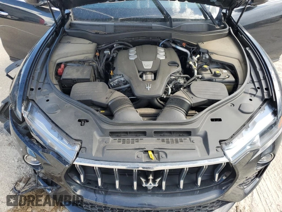 2022 Maserati Levante GT with VIN ZN661XUA9NX384716, listed as a Copart auction lot 69743654 with Not provided miles and Salvage title. Bid and sale history available at DreamBid. Image 12.