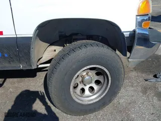 2002 GMC Sierra 1500 SLE with VIN 2GTEC19V221181711, listed as a IAAI auction lot 41571536 with 162,296 mi miles. Bid and sale history available at carsss.com. Image 14.