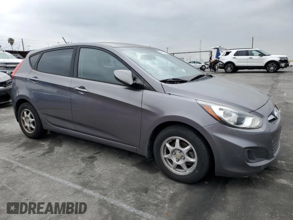 2014 Hyundai Accent GS with VIN KMHCT5AE4EU184401, listed as a Copart auction lot 54960195 with 135,134 mi miles and Clean Title. Bid and sale history available at carsss.com. Image 4.
