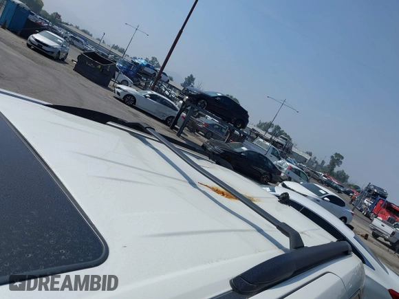 2021 Toyota Sienna XLE z VIN 5TDJRKEC7MS009306, wystawiony jako IAAI lot #42328482 z przebiegiem 169 443 mil mil oraz . Historia ofert i sprzedaży dostępna na DreamBid. Obrazek 18.