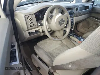 2007 Jeep Commander Sport с VIN 1J8HG48P37C513364, выставлен на аукционе Copart как лот 84494664 с пробегом Не указан миль и Списание • Salvage title. История ставок и продаж доступна на DreamBid. Изображение 8.