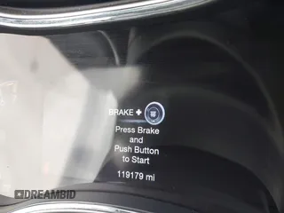 2018 Jeep Grand Cherokee Limited с VIN 1C4RJFBG5JC334106, выставлен на аукционе IAAI как лот 42057538 с пробегом 119 179 миль миль и . История ставок и продаж доступна на DreamBid. Изображение 7.
