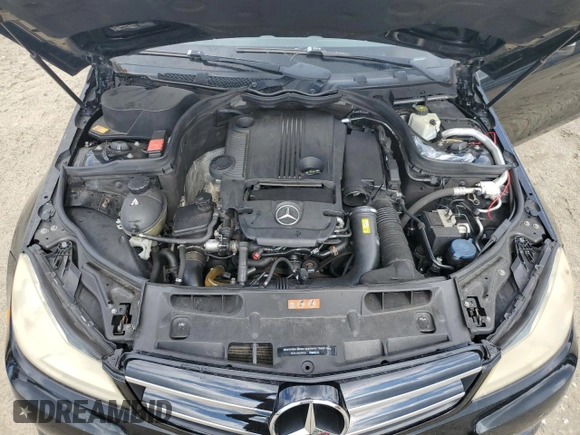 2015 Mercedes-Benz C 250 z VIN WDDGJ4HB2FG410619, wystawiony jako Copart lot #63898435 z przebiegiem 157 785 mil mil oraz Czysty tytuł • Clean title. Historia ofert i sprzedaży dostępna na DreamBid. Obrazek 11.