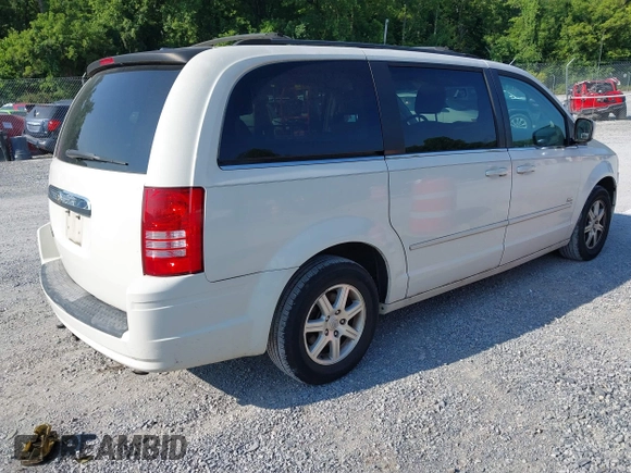 2008 Chrysler Town & Country Touring with VIN 2A8HR54P38R844492, listed as a IAAI auction lot 42691356 with 223,120 mi miles and . Bid and sale history available at DreamBid. Image 4.