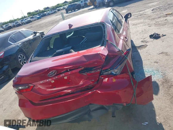 2024 Toyota Camry LE z VIN 4T1C11AK1RU207305, wystawiony jako IAAI lot #41973066 z przebiegiem 19 165 mil mil oraz . Historia ofert i sprzedaży dostępna na DreamBid. Obrazek 16.