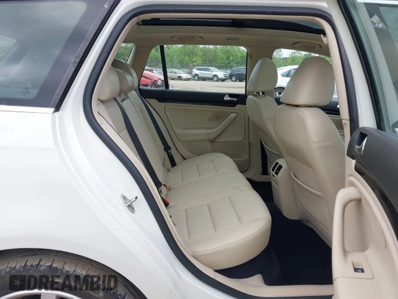 2012 Volkswagen Jetta TDI w/Sunroof & Nav with VIN 3VWPL7AJ5CM697167, listed as a IAAI auction lot 42220468 with 93,755 mi miles and . Bid and sale history available at DreamBid. Image 8.