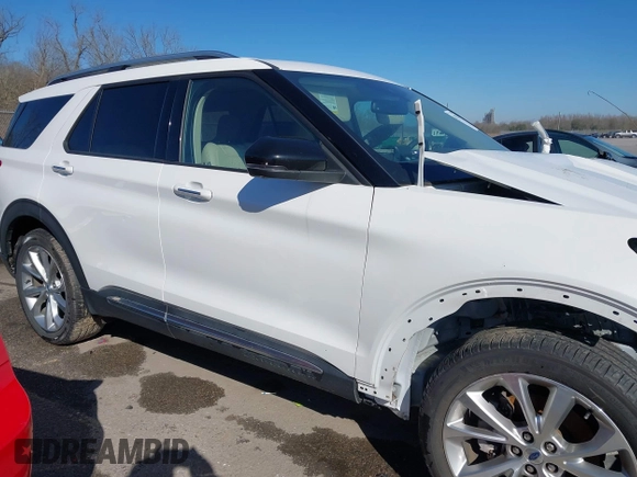 2021 Ford Explorer Platinum with VIN 1FM5K8HCXMGA11853, listed as a IAAI auction lot 41571946 with 37,193 mi miles. Bid and sale history available at carsss.com. Image 14.